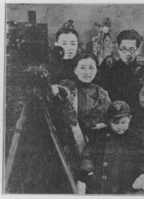 在线 偷窥 制服 另类